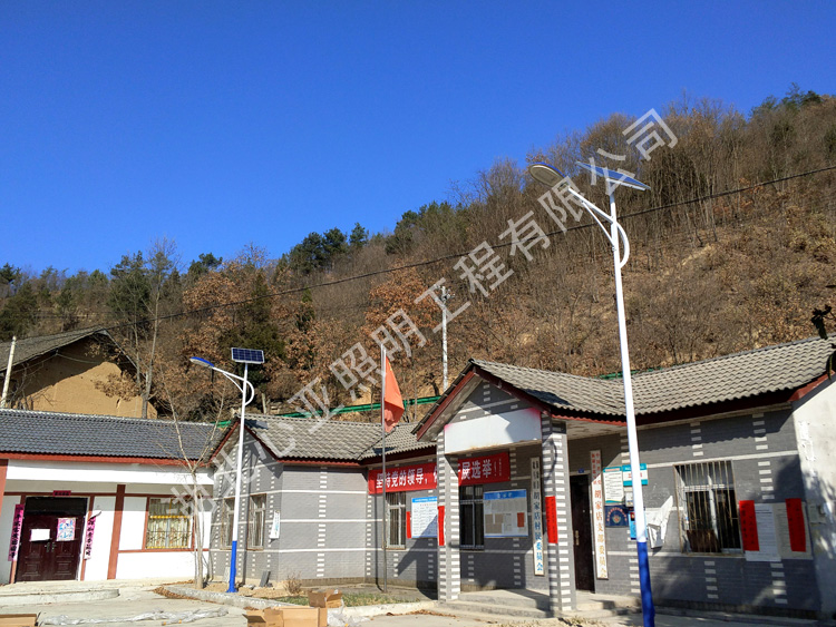 襄陽市?？悼h太陽能路燈項目