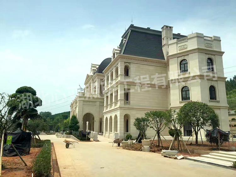 湖北稻花香集團(tuán)蔡府莊園別墅斜側(cè)面