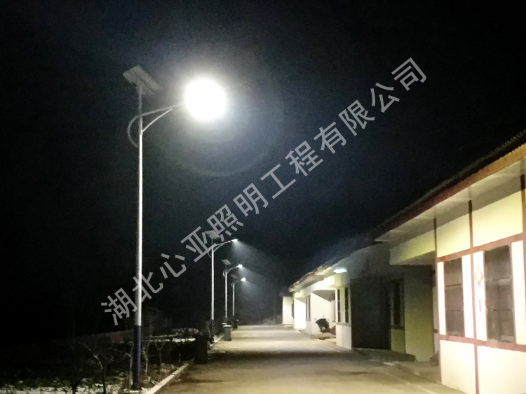 襄陽市?？悼h太陽能路燈項目