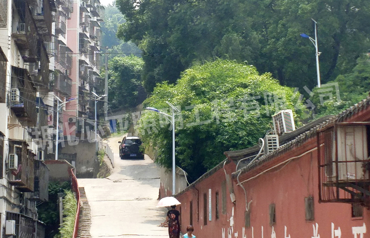 荊門東寶區(qū)福城花園社區(qū)太陽能路燈