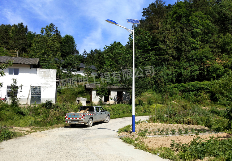 宜昌下堡坪九山村太陽能路燈照明項目